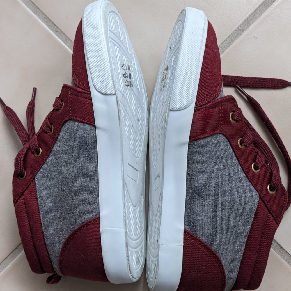 Gymboree Big Boy Maroon and Gray High Top Lace Up Shoes Size 4